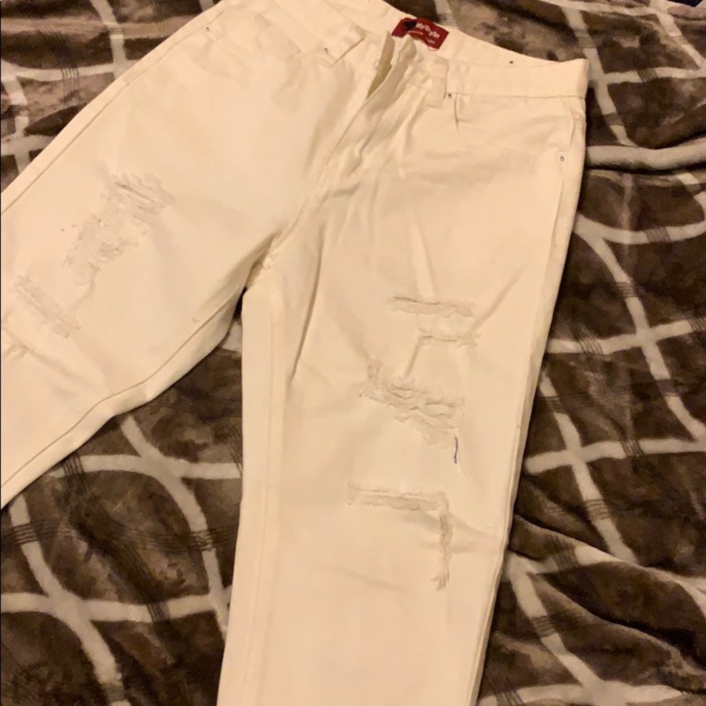 Jean - Picture 4 of 5